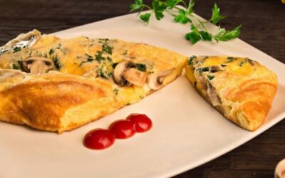 Omlet z serem i pieczarkami