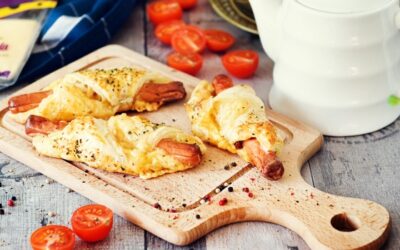 Parówki w cieście francuskim