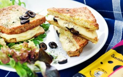 Tosty serowe zapiekane