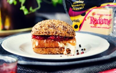 Burger ze smażonym Radamerem
